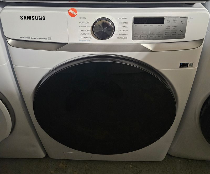 NEW! Samsung Front Load Washer (4.5cu.ft.) &amp; Large Capacity Electric Dryer (7.5cu.ft.)