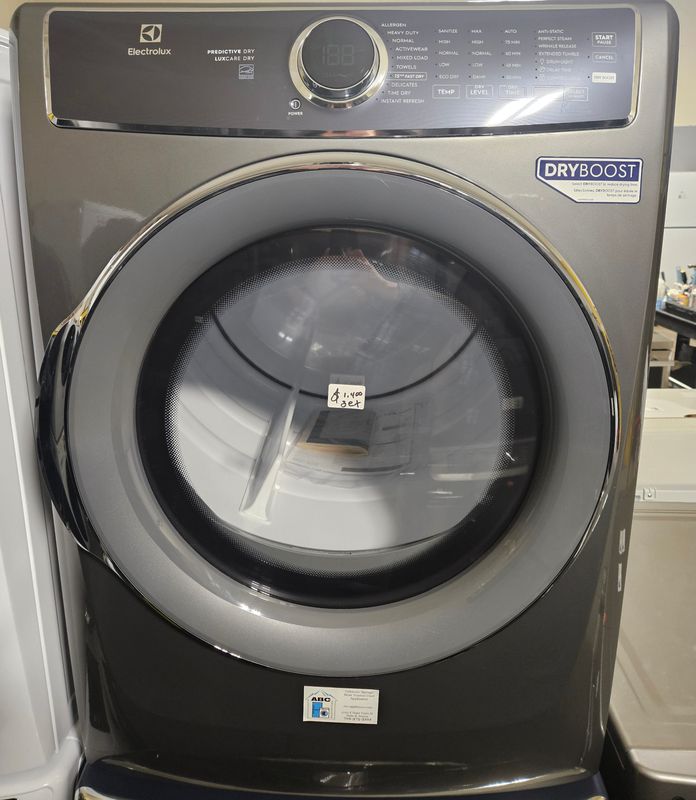 NEW! Electrolux 500 Series Electric Dryer (8.0cu.ft.) NEW! Electrolux 500 Series Electric Dryer (8.0cu.ft.)