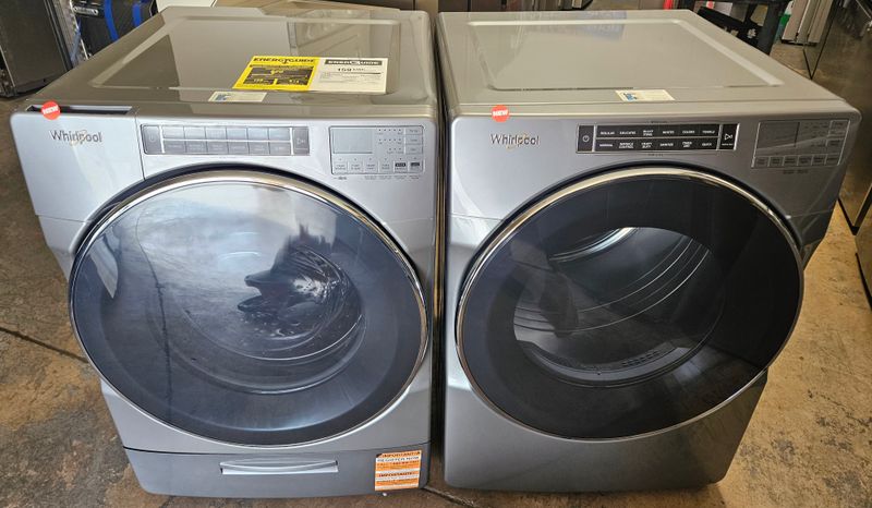 NEW! Whirlpool Front Load Washer (5.0cu.ft.) &amp; Large Capacity Electric Dryer (7.4cu.ft.)