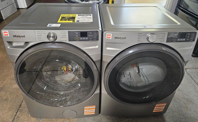 NEW! Whirlpool Front Load Washer (4.5cu.ft.) &amp; Large Capacity Electric Dryer (7.4cu.ft.)