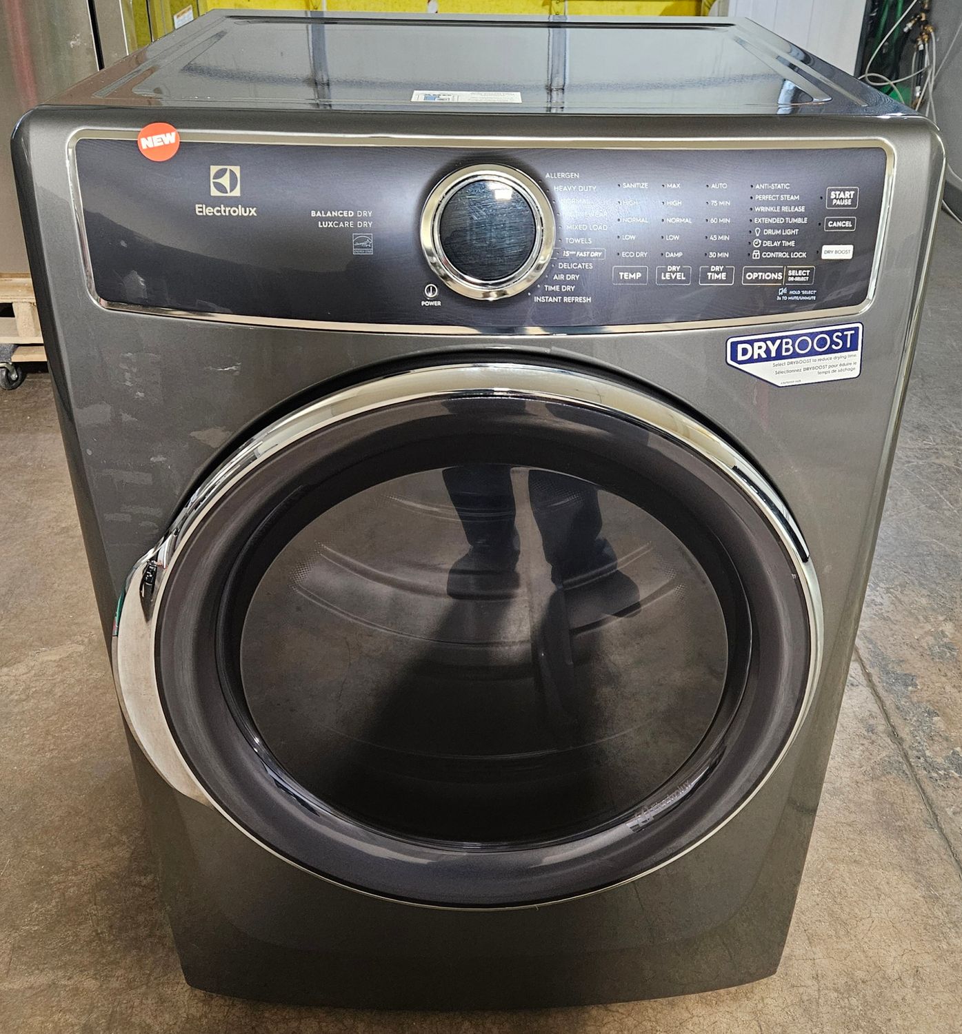 NEW! Electrolux 600 Series Electric Dryer (8.0cu.ft.)