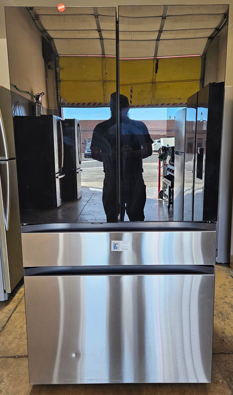 NEW! 29cu.ft. Samsung Bespoke 4-Door French-Door Refrigerator NEW! 29cu.ft. Samsung Bespoke 4-Door French-Door Refrigerator