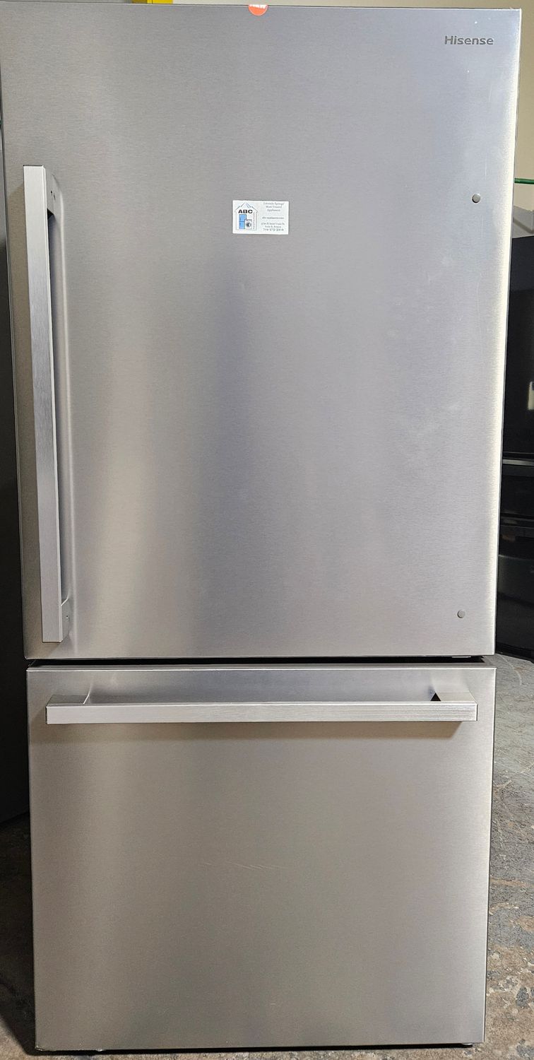 NEW! 17.2cu.ft. Hisense Stainless Steel Bottom Freezer Refrigerator NEW! 17.2cu.ft. Hisense Stainless Steel Bottom Freezer Refrigerator