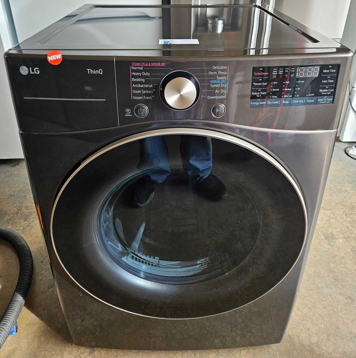NEW! LG Heavy Duty Large Capacity Electric Dryer (7.4cu.ft.)