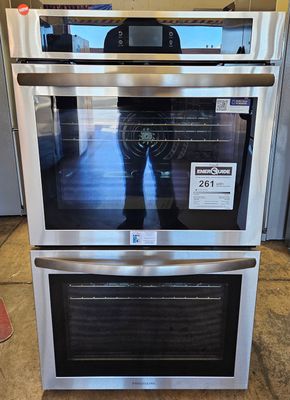 NEW! 30in Frigidaire Double Electric Wall Oven