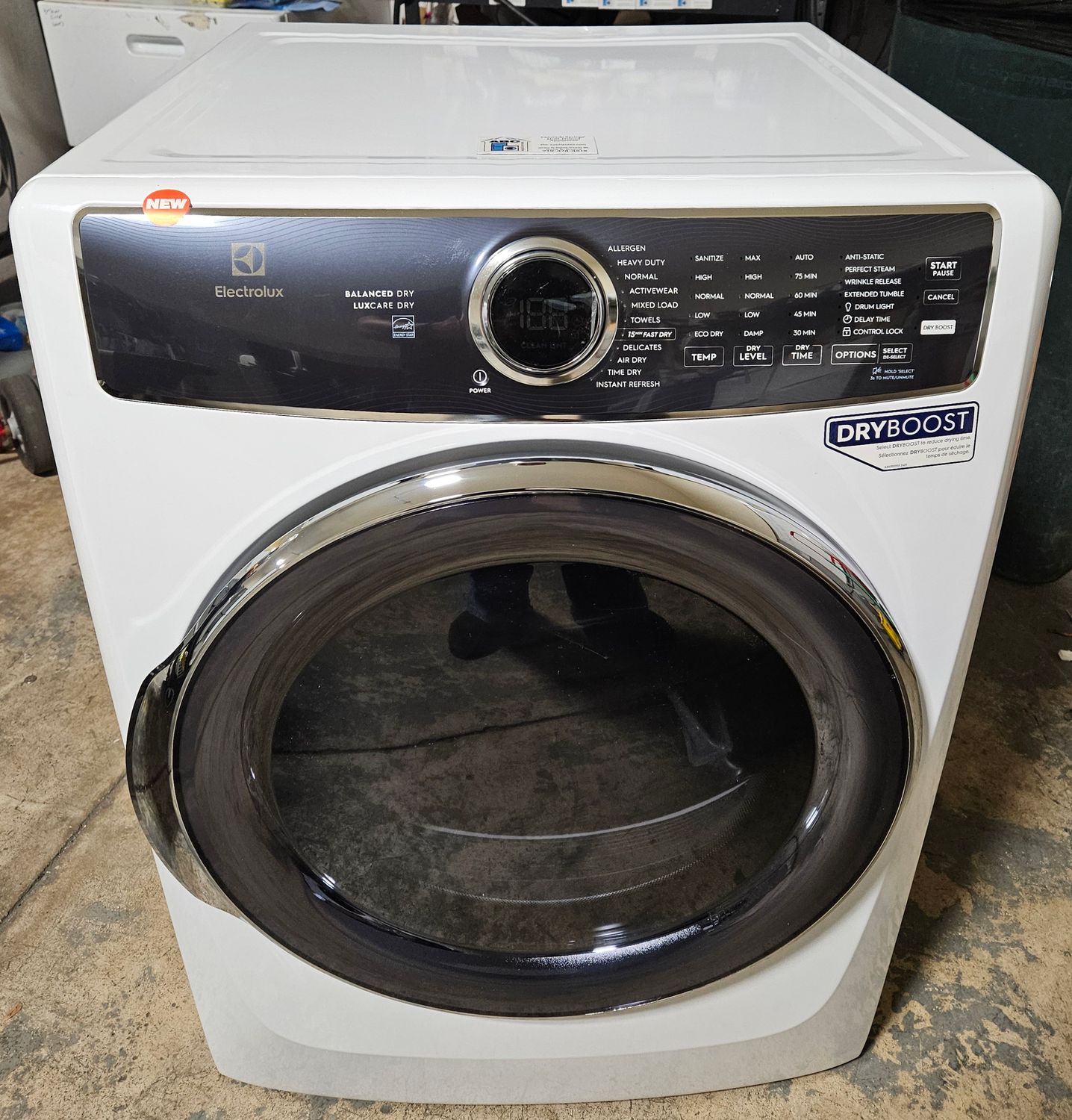 NEW! Electrolux 600 Series Electric Dryer (8.0cu.ft.) NEW! Electrolux 600 Series Electric Dryer (8.0cu.ft.)