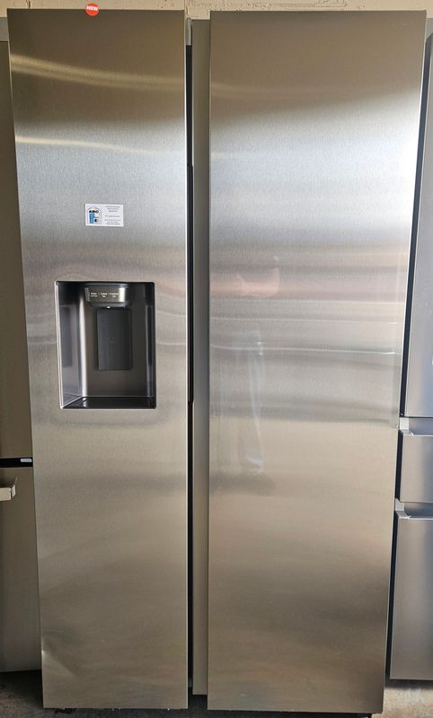NEW! 27.4cu.ft. Samsung Stainless Steel Side-by-Side Refrigerator
