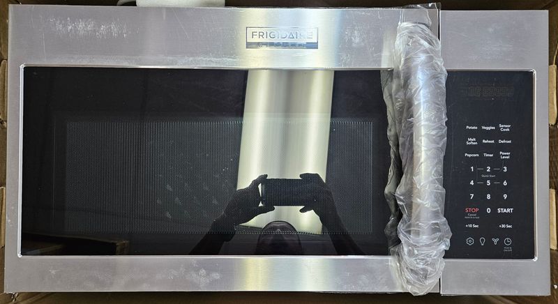 NEW! 30" Frigidaire Gallery Stainless Steel (1.9cu.ft.) OTR Microwave