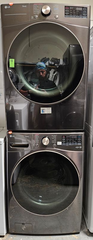 NEW! LG Front Load Washer (4.5cu.ft.) &amp; Large Capacity Electric Dryer (7.4cu.ft.)