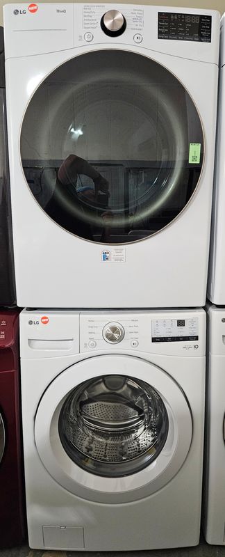 NEW! LG Front Load Washer (4.5cu.ft.) &amp; Large Capacity Electric Dryer (7.4cu.ft.)