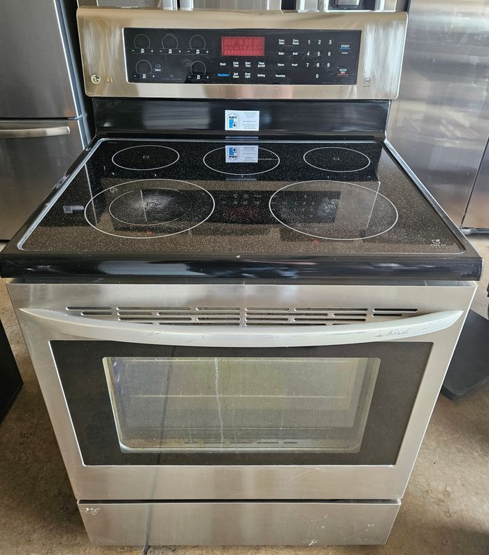 USED 30in LG Electric Glass-Top 5-Burner Range