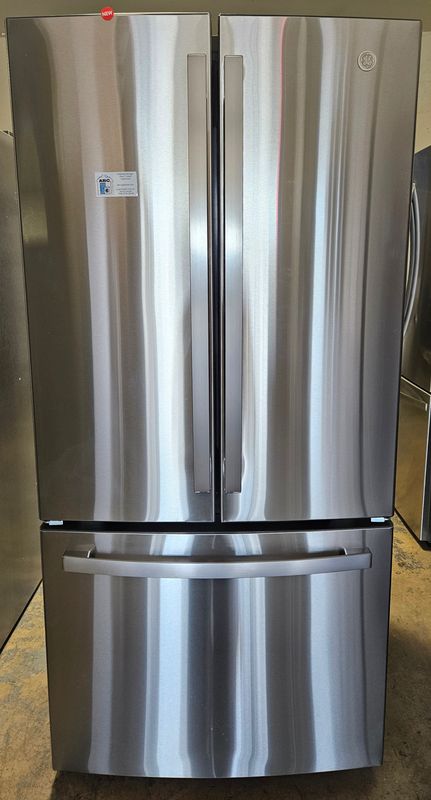 NEW! 24.7cu.ft. 33" Wide GE French Door Refrigerator in Stainless Steel