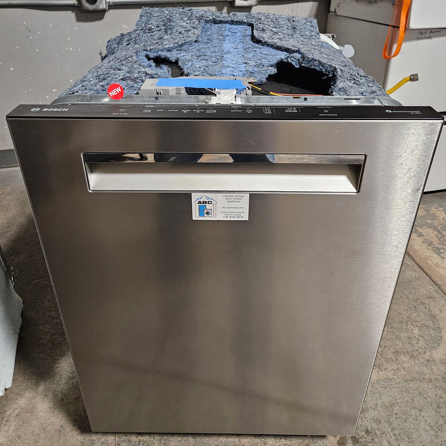 NEW! 24" Bosch 500 Series Built-In Dishwasher in Stainless Steel