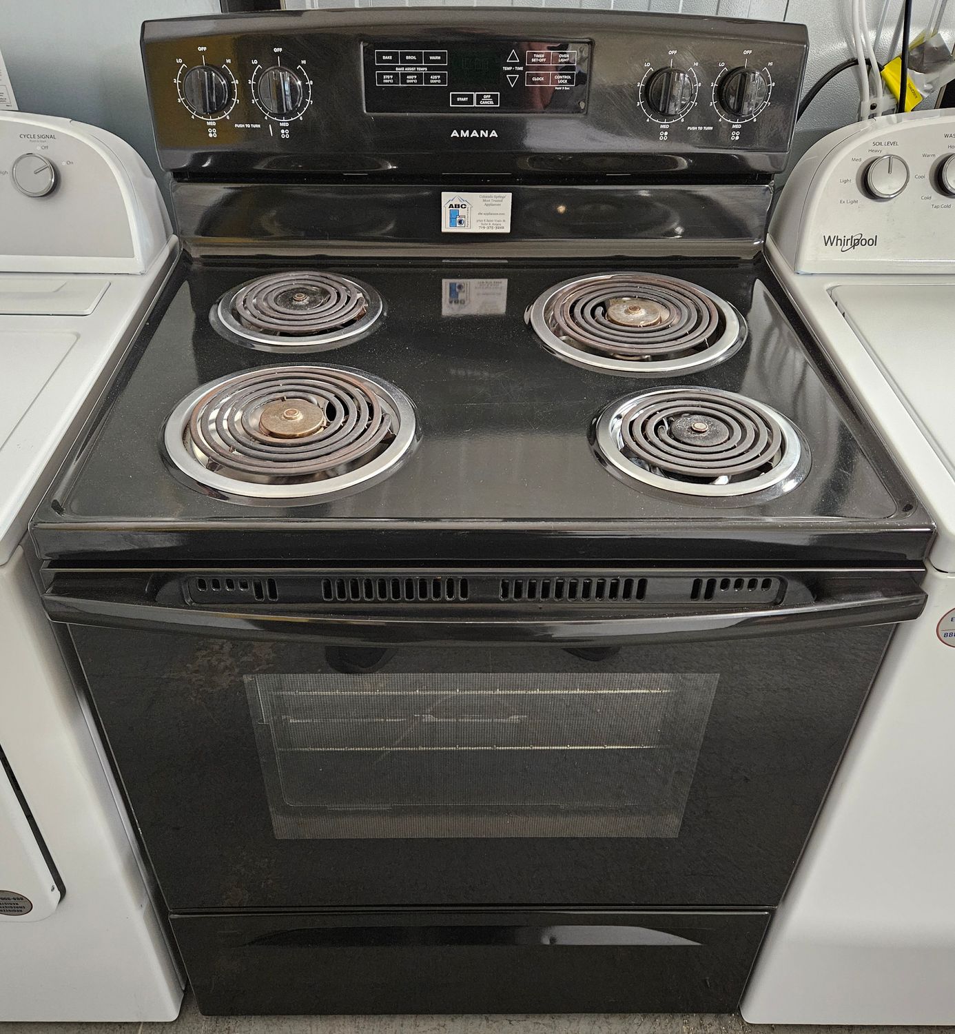 USED 30in Amana 4-Burner Coil-Top Range in Black