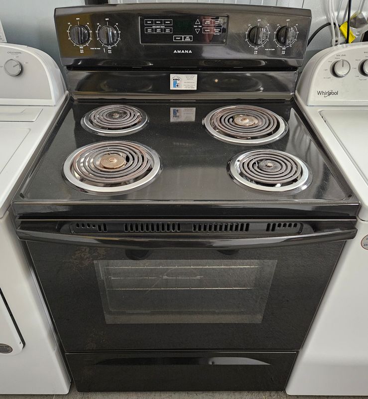 USED 30in Amana 4-Burner Coil-Top Range in Black