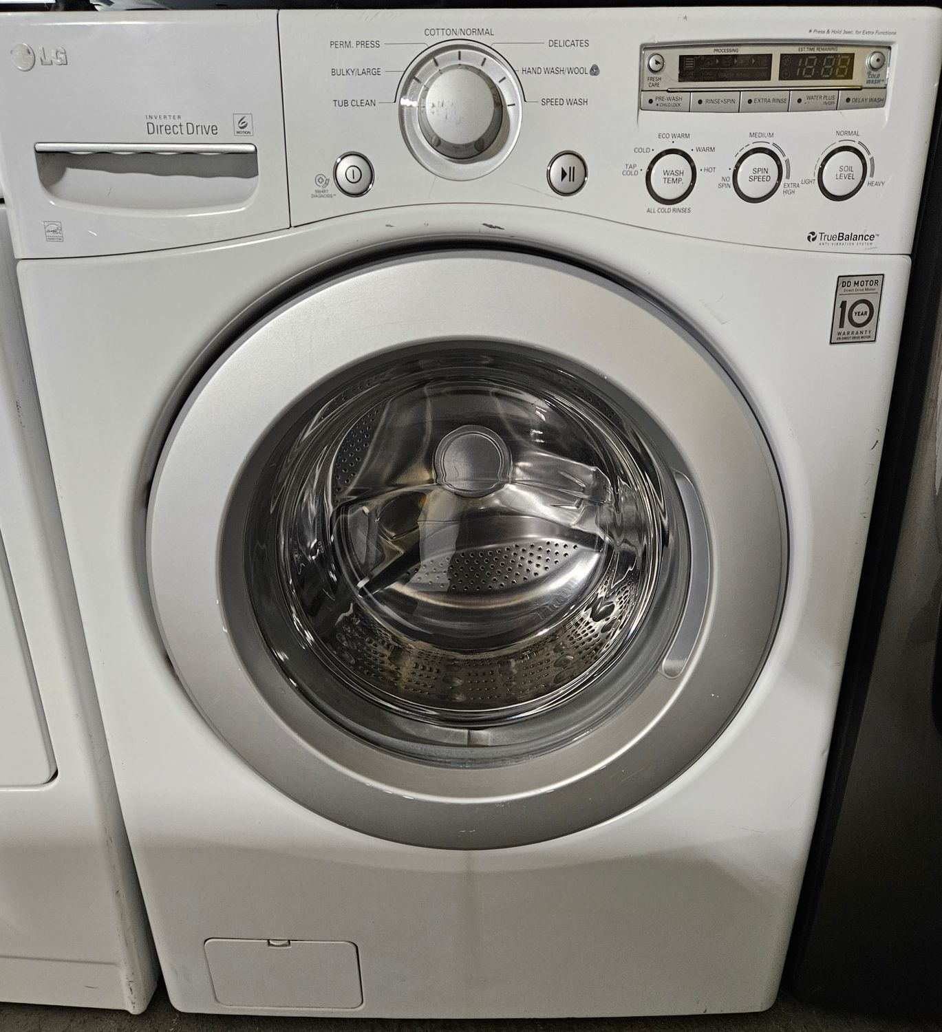 USED LG Front Load Washer (3.6cu.ft.)
