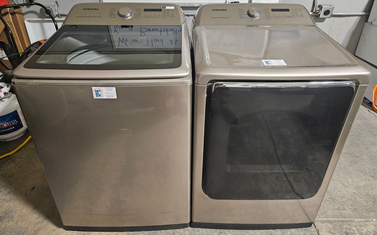 USED Samsung Top Load Washer (5.4cu.ft.) &amp; Large Capacity Electric Dryer (7.4cu.ft.)