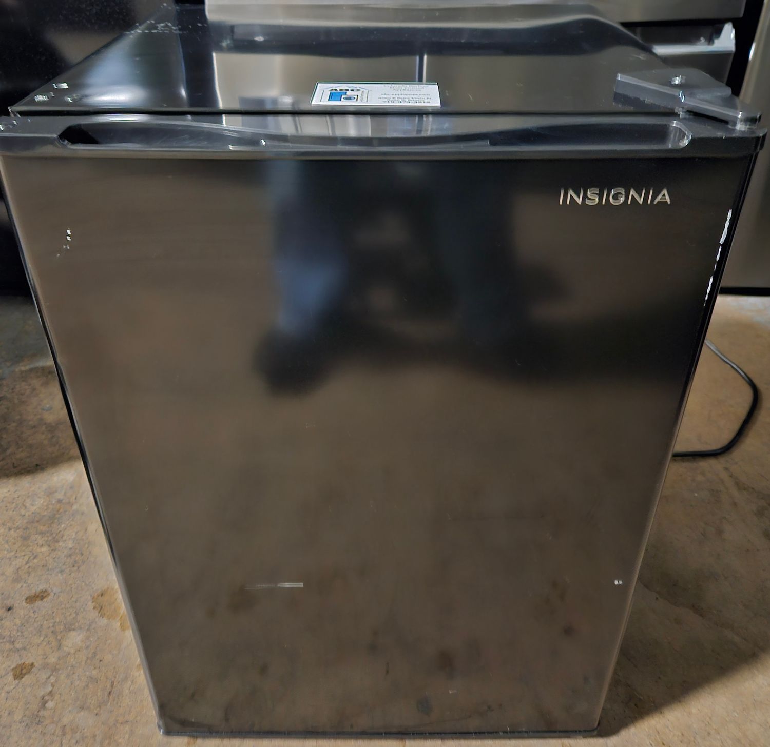 USED 2.6cu.ft. Insignia Mini Fridge in Black