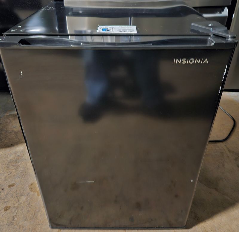 USED 2.6cu.ft. Insignia Mini Fridge in Black