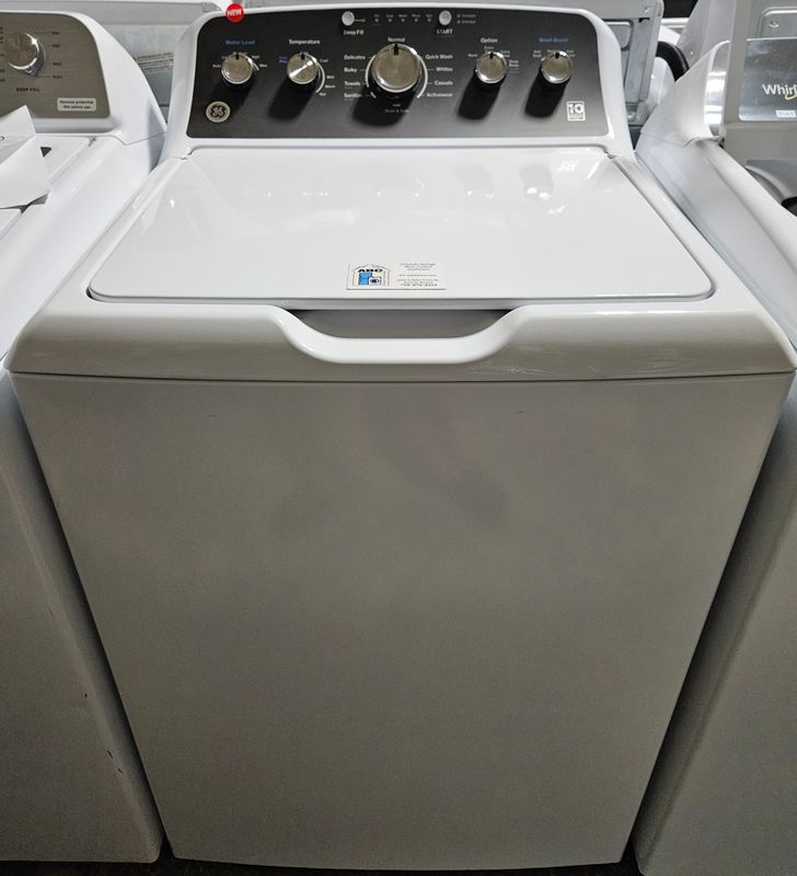NEW! GE Top Load Washer (4.5cu.ft.) NEW! GE Top Load Washer (4.5cu.ft.)