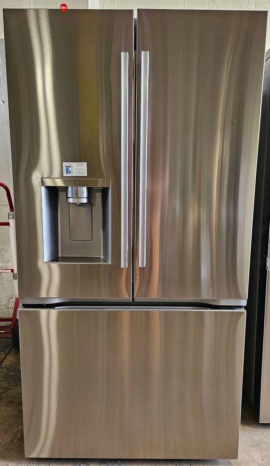 NEW! 23.7cu.ft. LG Counter-Depth MAX w Zero Clearance 3-door French Door Refrigerator in Stainless Steel