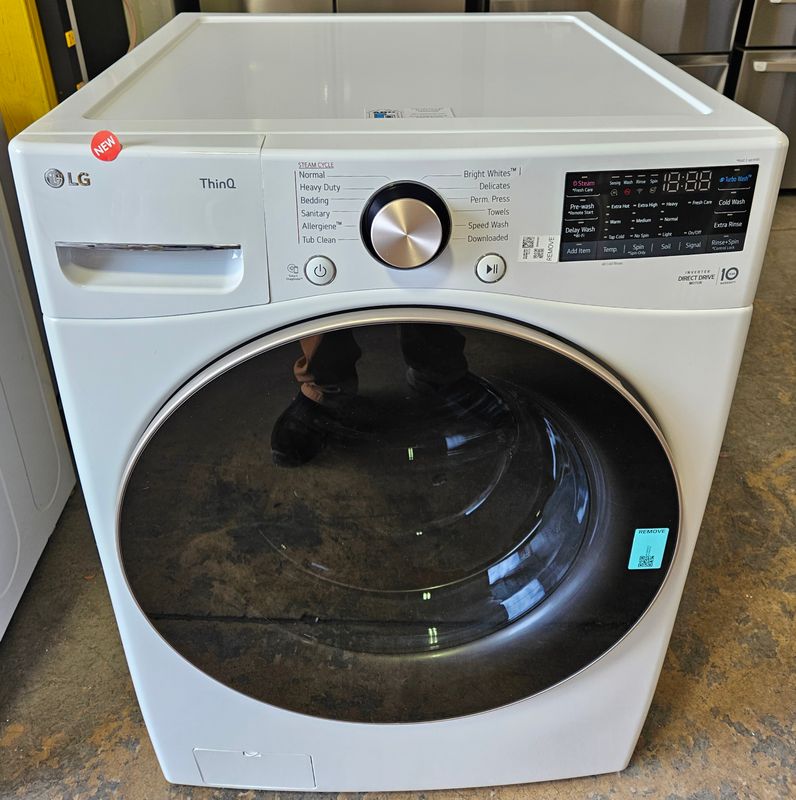 NEW! LG Front Load Washer (4.5cu.ft.) NEW! LG Front Load Washer (4.5cu.ft.)