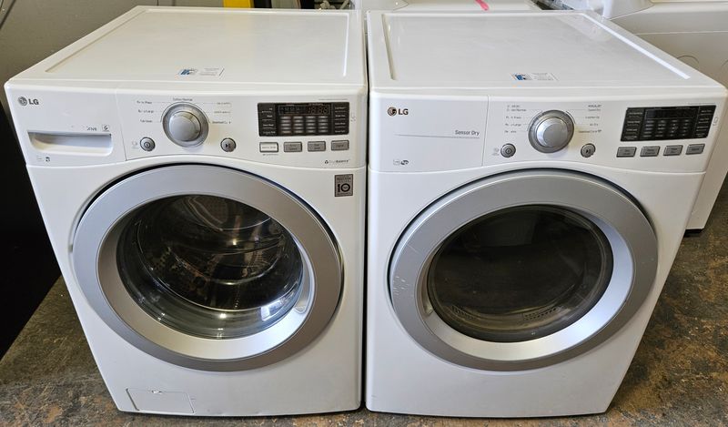 USED LG Front Load Washer (4.3cu.ft.) &amp; Large Capacity Electric Dryer (7.4cu.ft.)