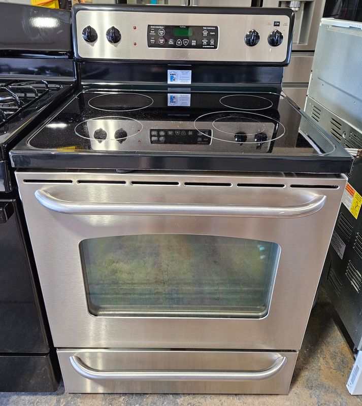 USED 30in GE Glass-Top 4-Burner Range in Stainless Steel