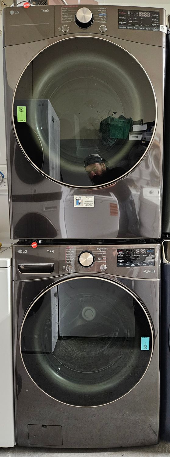 NEW! LG Front Load Washer (4.5cu.ft.) &amp; Large Capacity Electric Dryer (7.4cu.ft.)