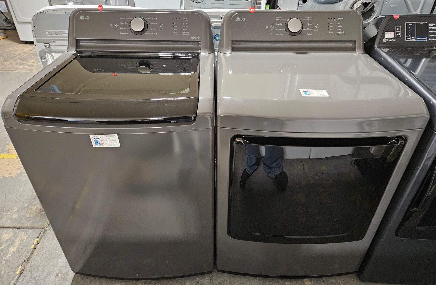 NEW! LG Top Load Washer (4.1cu.ft.) &amp; Large Capacity Electric Dryer (7.3cu.ft.)