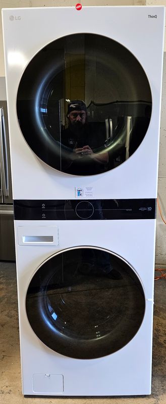 NEW! LG Single Unit Front Load WashTower with Center Control - 4.5cu.ft Washer and 7.4cu.ft Dryer
