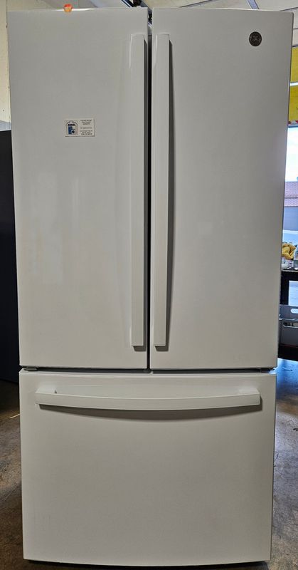 NEW! 18.6cu.ft. GE Counter-Depth French-Door Refrigerator in White
