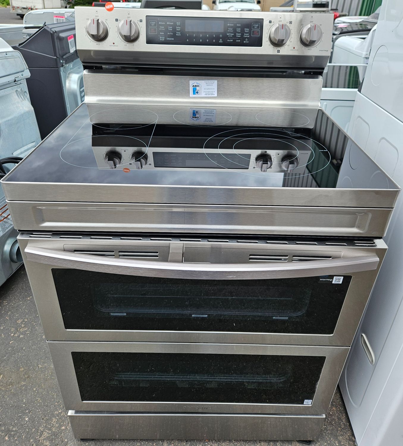 NEW! 30in Samsung Duo Electric Range in Stainless Steel