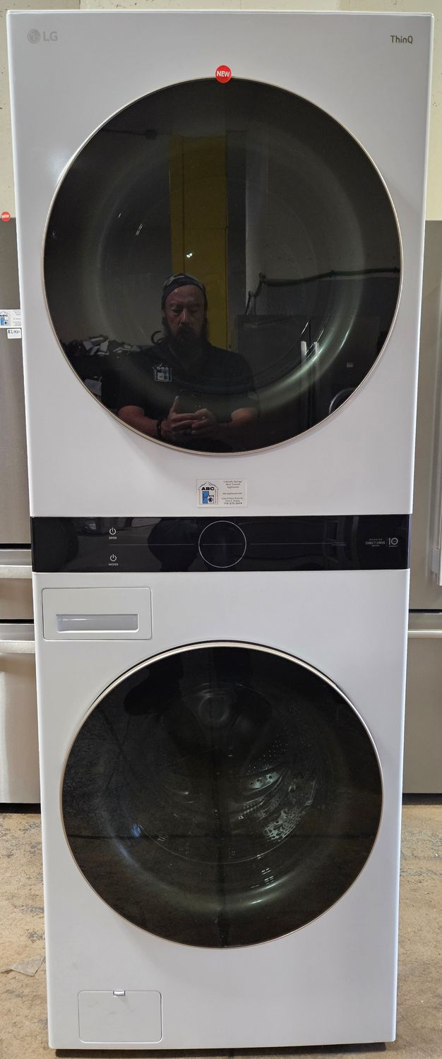 NEW! LG Single Unit Front Load WashTower with Center Control - 4.5cu.ft Washer and 7.4cu.ft Dryer