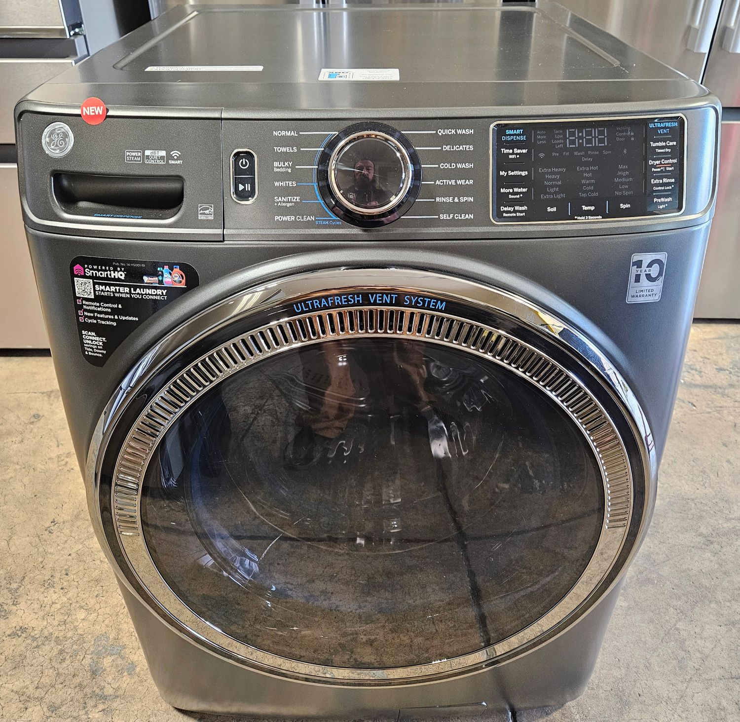 NEW! GE Front Load Washer (5.0cu.ft.)