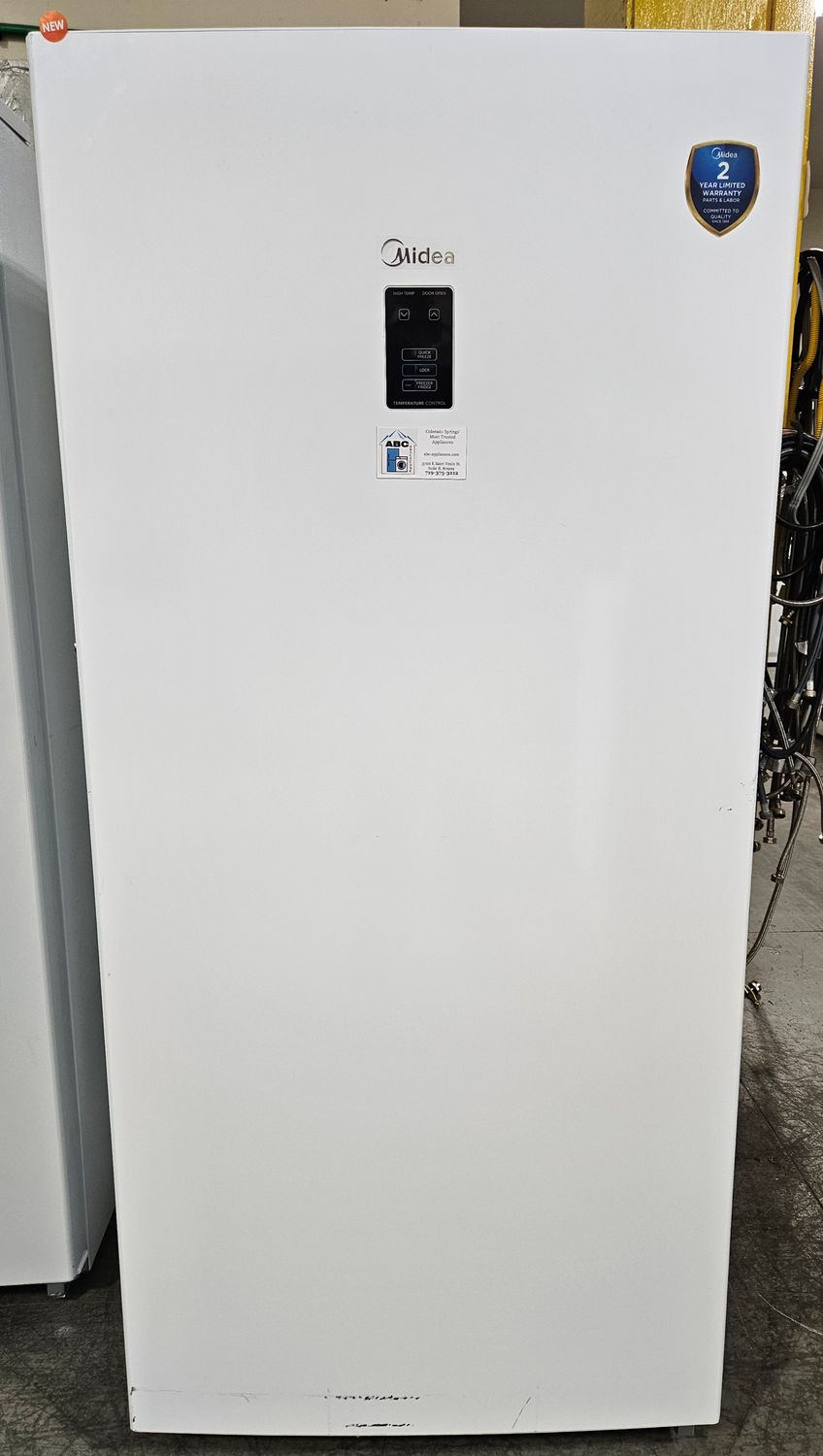 NEW! 14cu.ft. Midea Convertible Upright Freezer in White