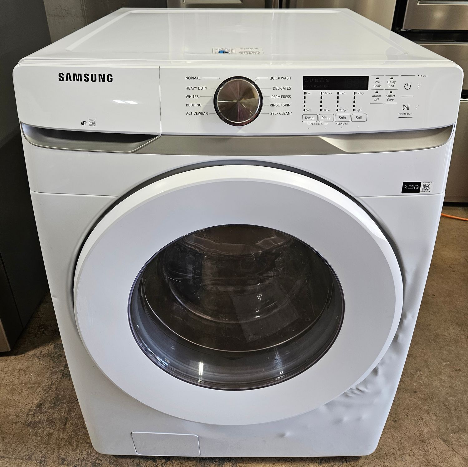 USED Samsung Front Load Washer (4.5cu.ft.)