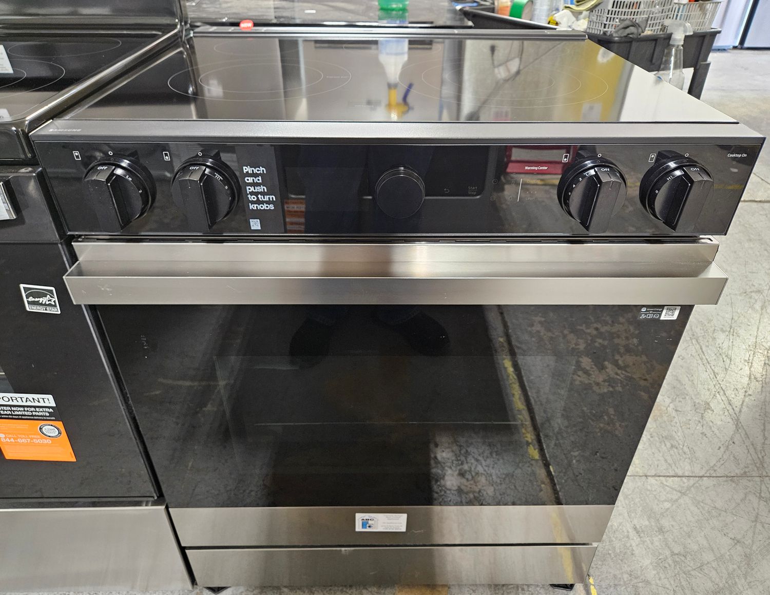 NEW! 30in Samsung Bespoke 5-Burner Slide-in Electric Range in Stainless Steel