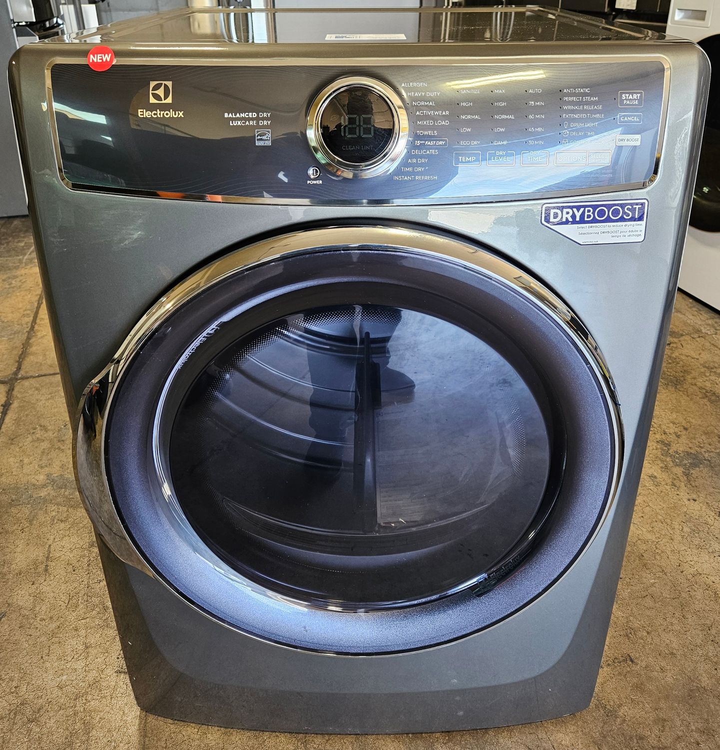 NEW! Electrolux 600 Series Electric Dryer (8.0cu.ft.)
