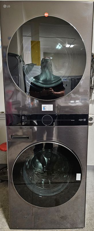 NEW! Single Unit Front Load LG WashTower™ with Center Control™ 4.5cu.ft. Washer and 7.4cu.ft Dryer