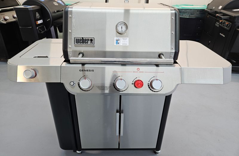 USED! Weber Genesis S-335 Propane Grill in Stainless Steel