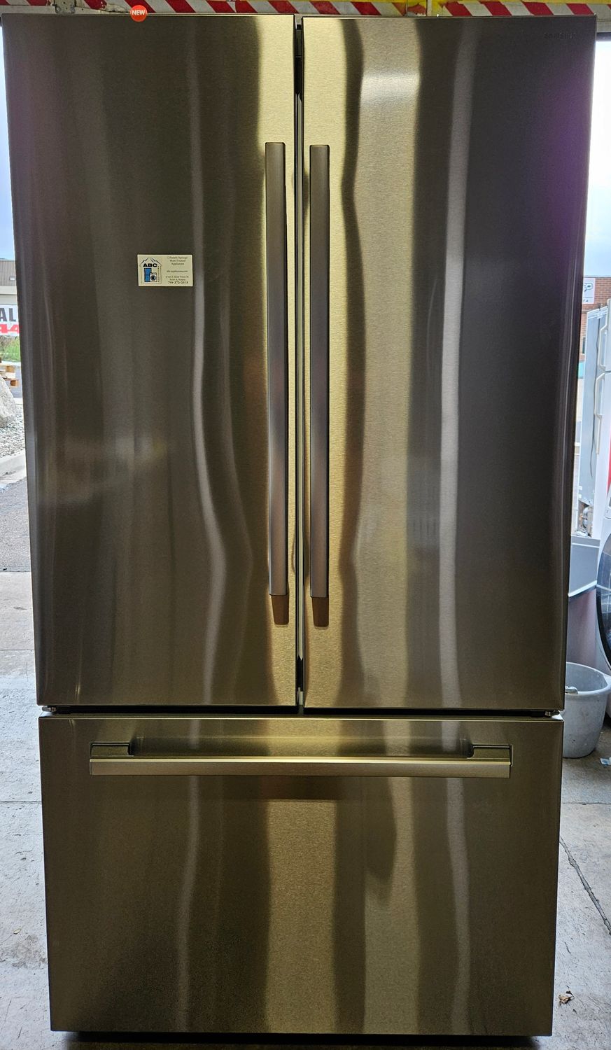 NEW! 30cu.ft. Samsung Bespoke Zero-Clearance Fit French Door Refrigerator in Stainless Steel