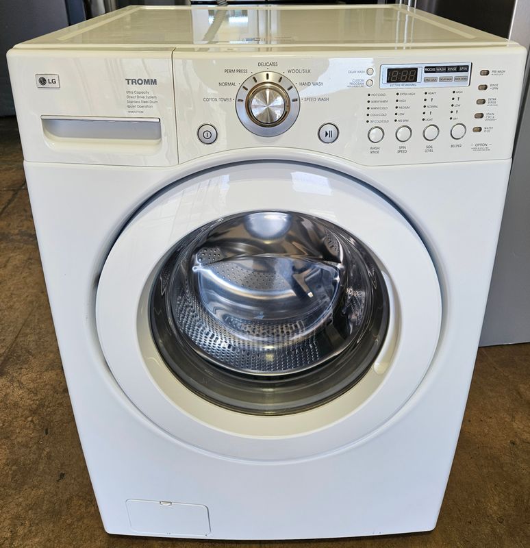 USED LG Front Load Washer (3.8cu.ft.)
