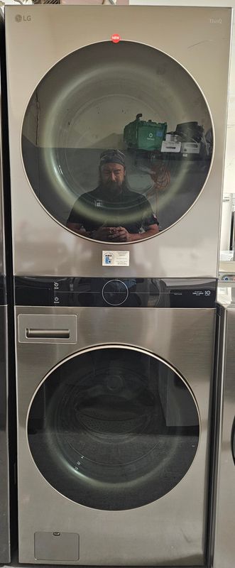 NEW! LG Single Unit Front Load WashTower with Center Control - 4.5cu.ft Washer and 7.4cu.ft Dryer