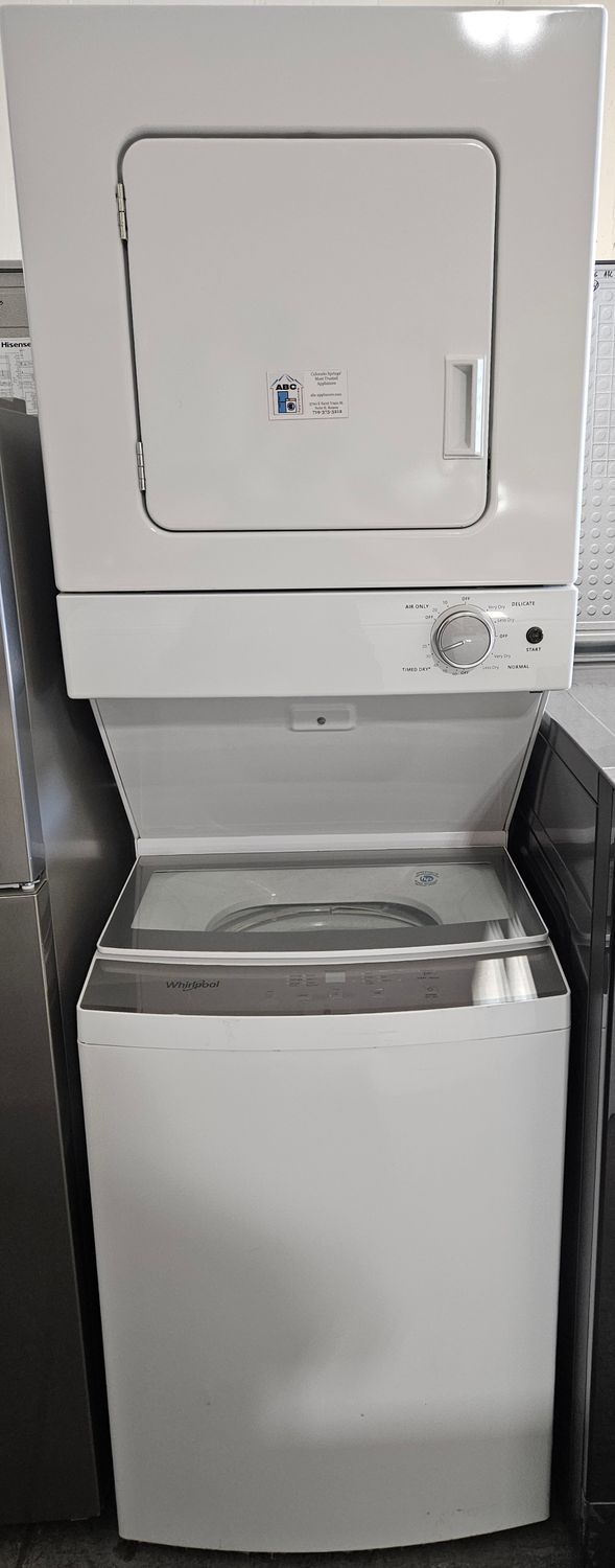 USED Whirlpool 24" Electric Laundry Center (1.5cu.ft. Washer and 3.4cu.ft. Dryer)