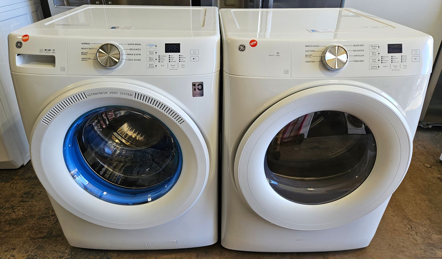NEW! GE Front Load Washer (4.6cu.ft.) &amp; Large Capacity Electric Dryer (7.8cu.ft.)