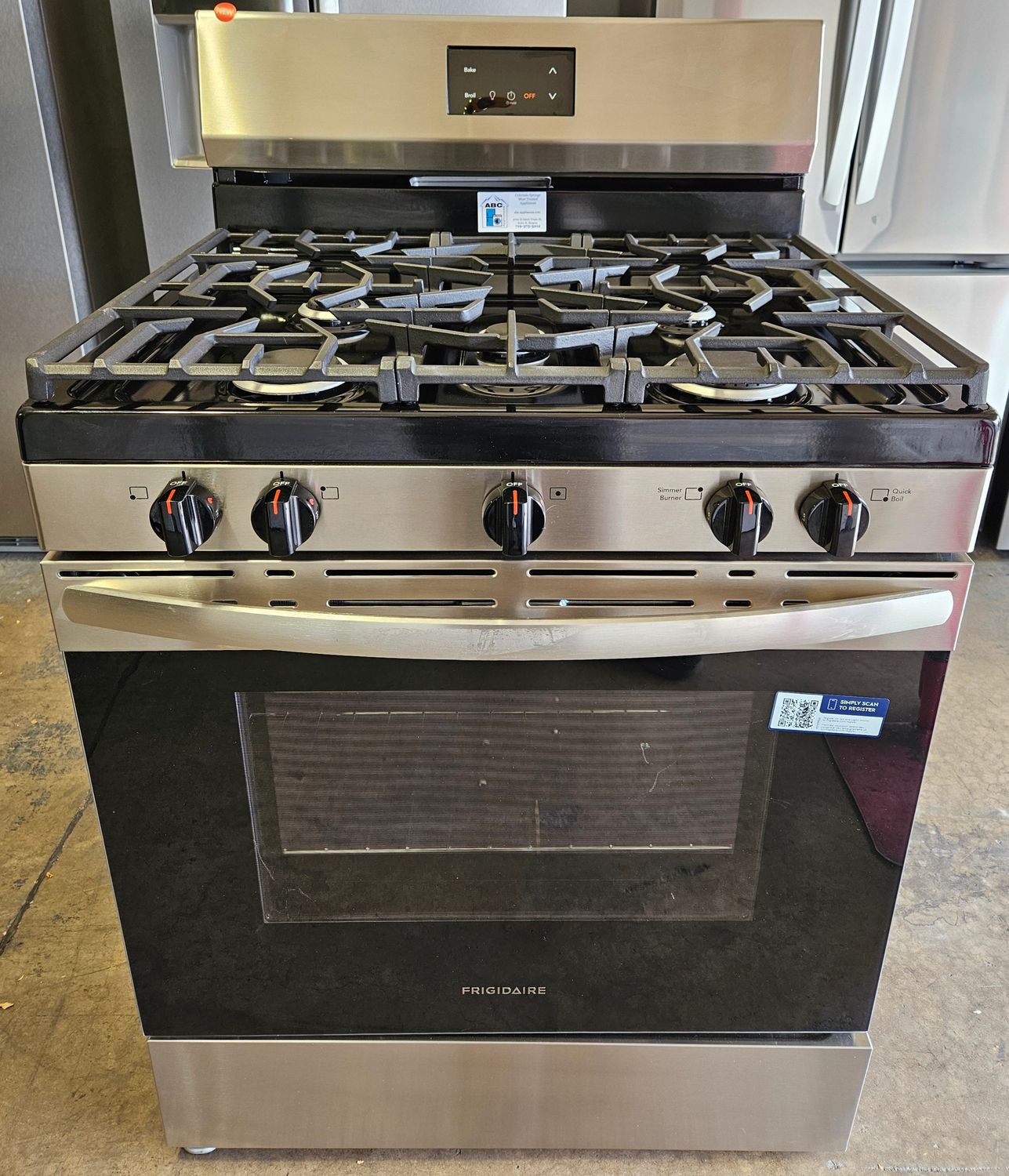 NEW! 30in Frigidaire 5-Burner Gas Range in Stainless Steel
