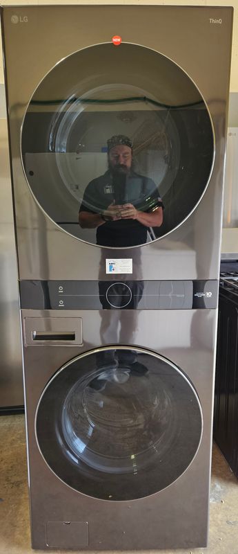 NEW! Single Unit Front Load LG WashTower™ with Center Control™ 4.5cu.ft. Washer and 7.4cu.ft Dryer