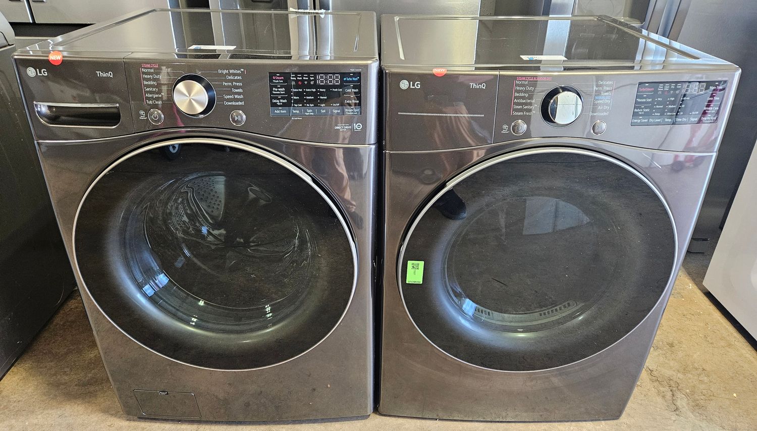 NEW! LG Front Load Washer (4.5cu.ft.) &amp; Large Capacity Electric Dryer (7.4cu.ft.)