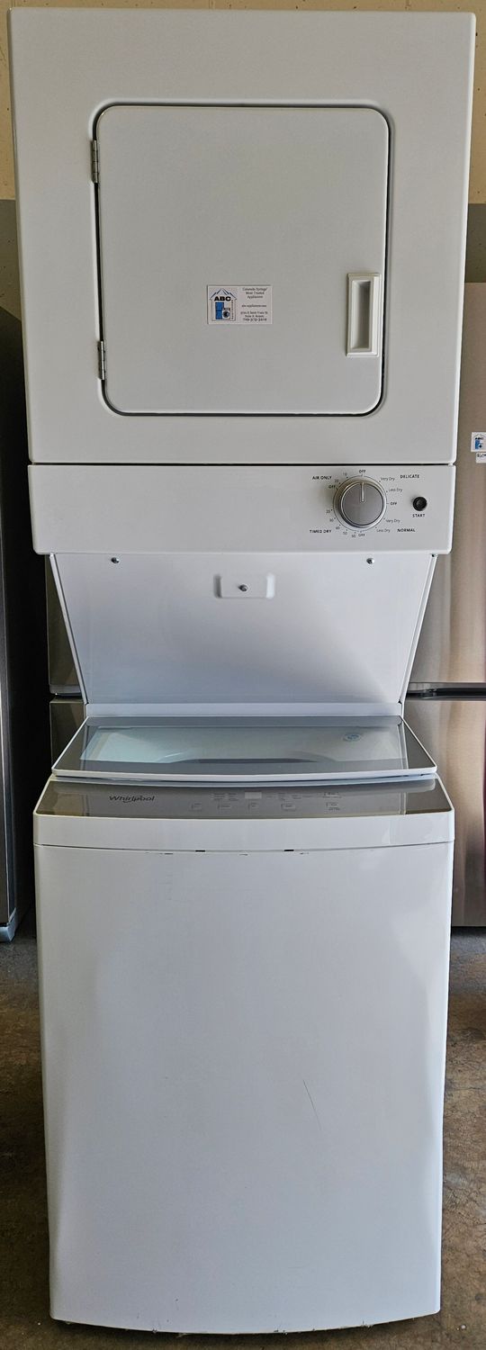 USED Whirlpool 24" Electric Laundry Center (1.6cu.ft. Washer and 3.4cu.ft. Dryer)